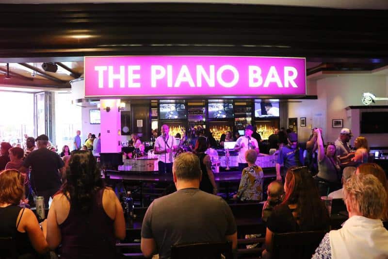 Piano Bar at Harrah’s