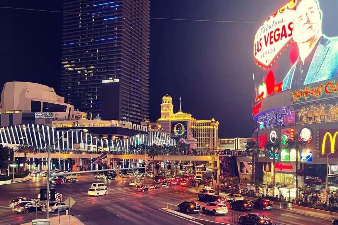 Cheap Places to Eat on Fremont Street