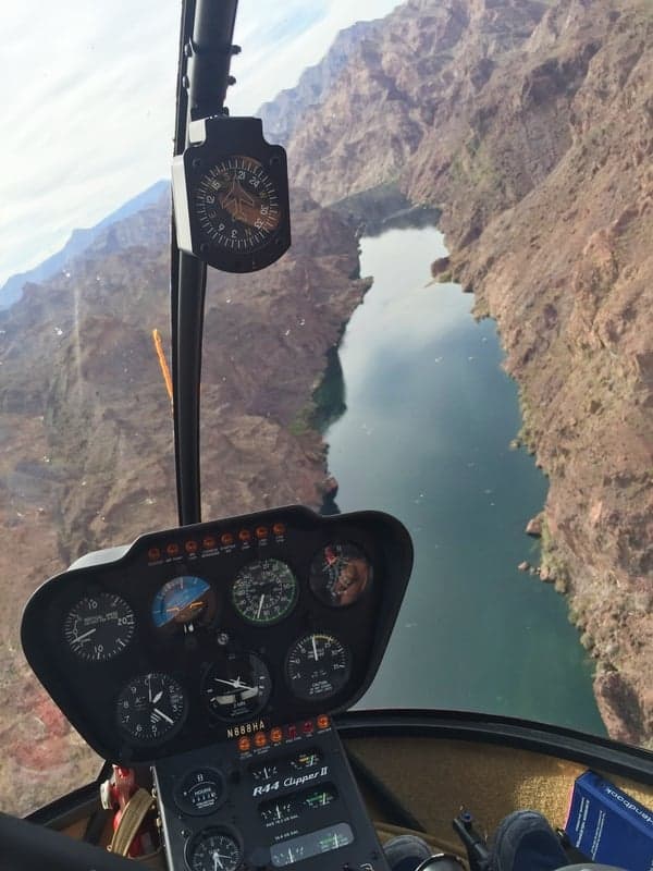 702 Helicopter Tours