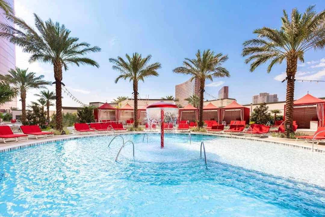 Heated Pools in Vegas